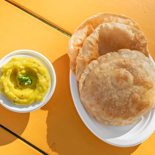 O - Poori w/ Aloo Masala