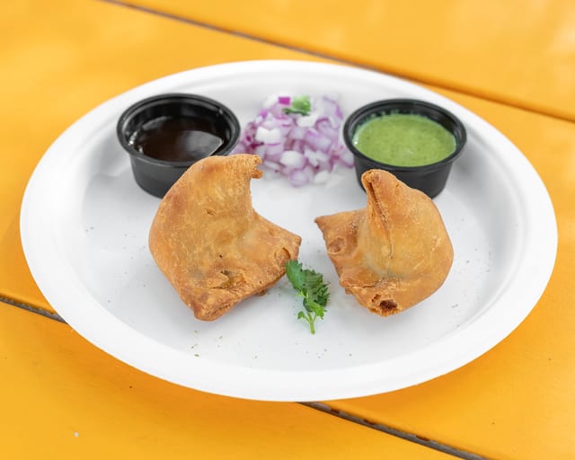 O - Samosa (2 Nos)